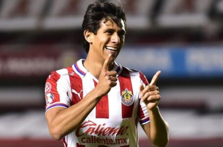 José Juan Macías: “Estoy muy feliz de regresar a chivas”