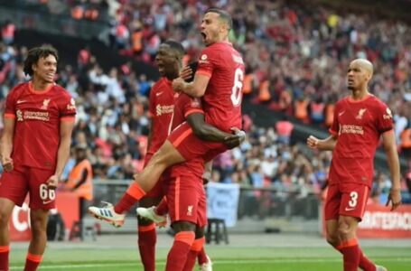 Goleada de los Reds al Manchester United